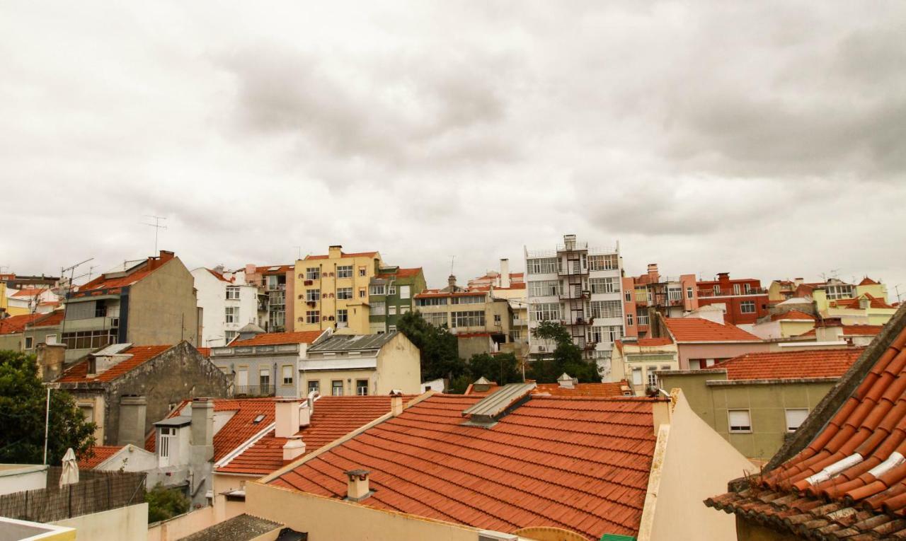 Cozy And Spacious Apartment In Graca, Lisbon Exterior photo